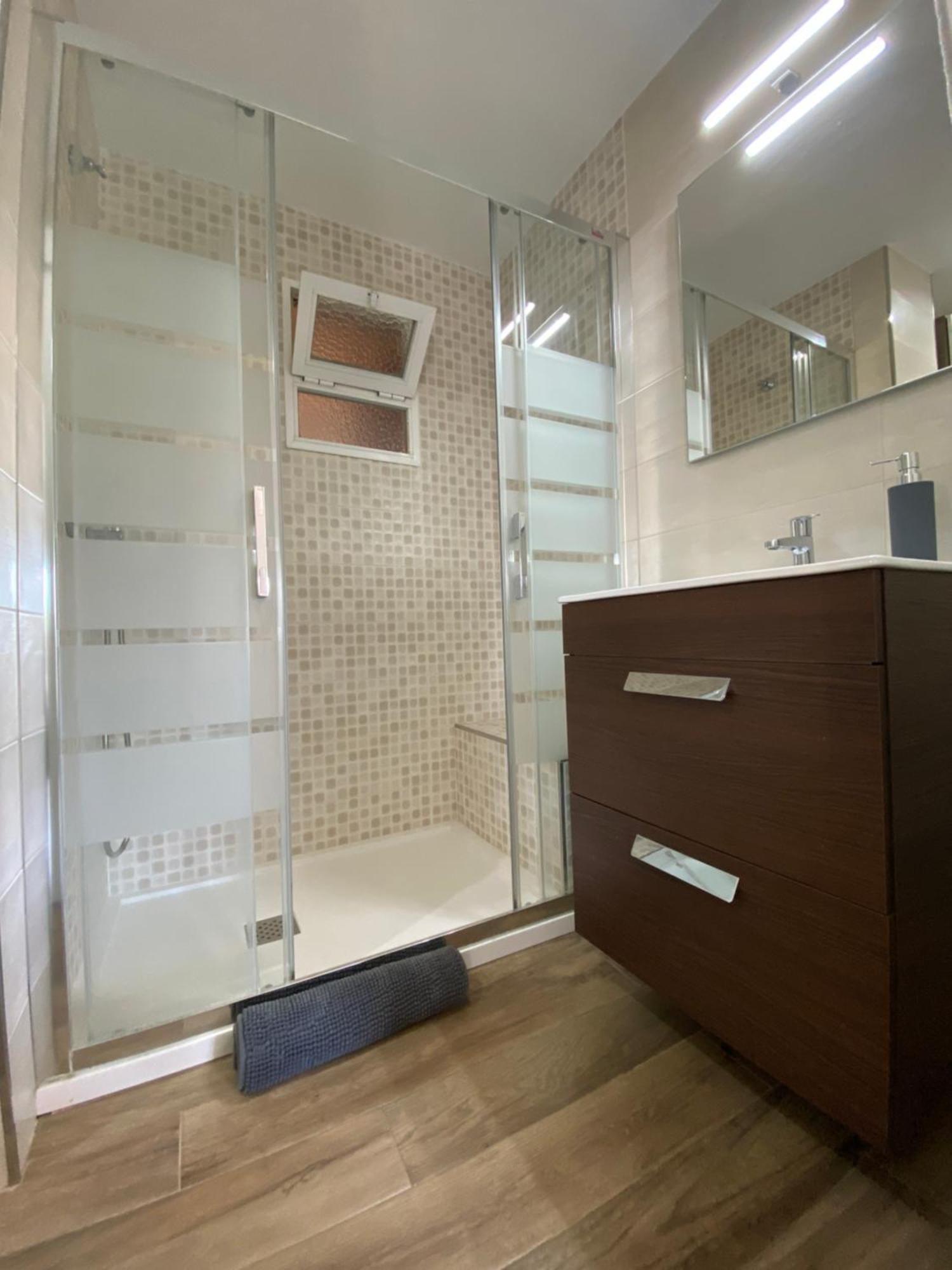 Shr042 Centrico Apartamento De Tres Habitaciones 네르하 외부 사진